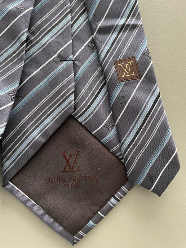 Louis Vuitton stripe tie
